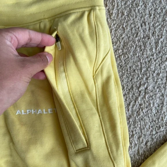 NWT Alphalete Essential Core Jogger - Yellow - Picture 4 of 9